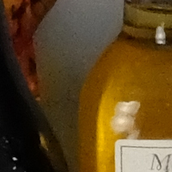 100% crop from Fujifilm X30 test image taken at ISO 1600