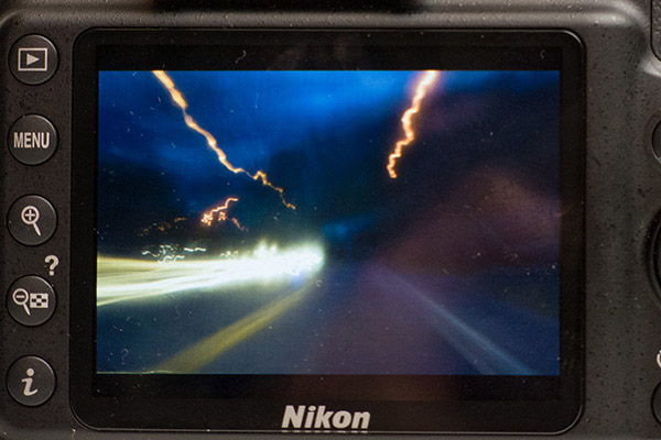 Nikon D3300 Review -- LCD
