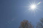 Click to see Y_Tamron10-24-JG57701-FLARE-10mm-f22.JPG