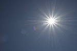 Click to see Y_Tamron10-24-JG57720-FLARE-24mm-f22.JPG