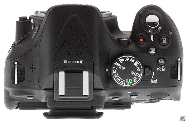 Nikon D5200 top