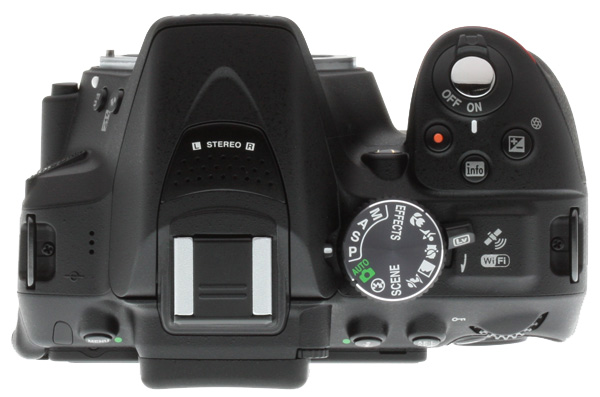 Nikon D5300 review -- top view