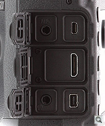 Nikon D7100 ports