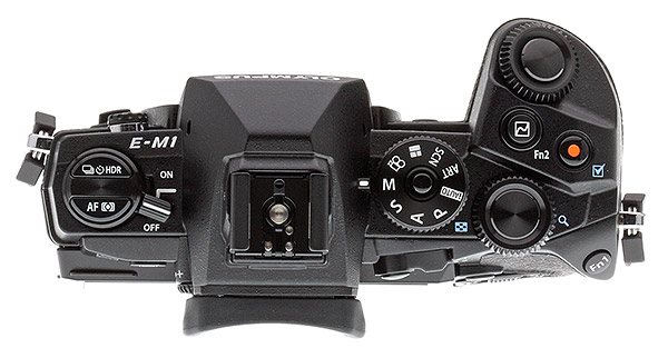 Olympus OM-D E-M1 review -- top view