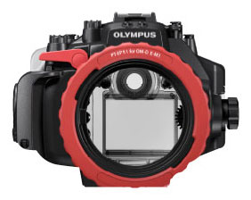 Olympus OM-D E-M1 review -- Underwater housing