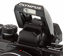 Olympus E-M10 II Review - flash