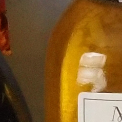 100% crop from Olympus E-M1X test image taken at ISO 3200