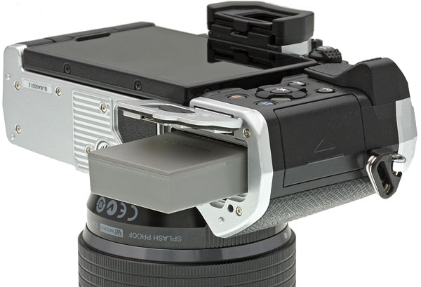Olympus E-M5 III Review -- Product Image