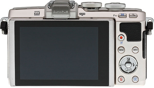 Olympus E-PL7 review -- rear view
