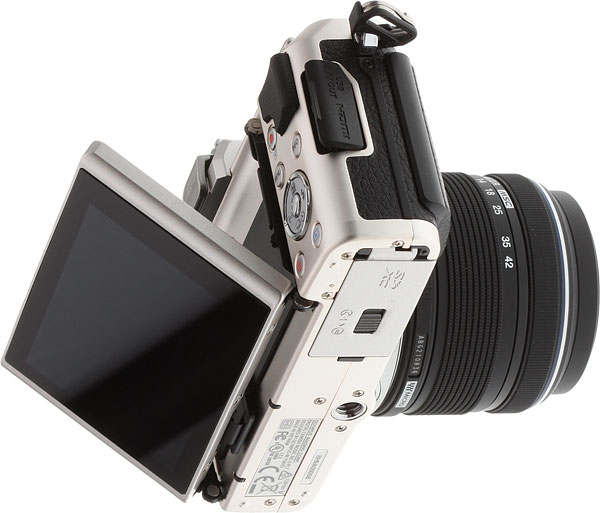Olympus E-PL7 review -- bottom front view with LCD tilted