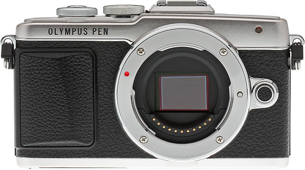 Olympus E-PL7 review -- front view