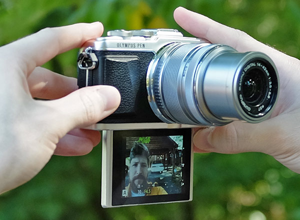 Olympus E-PL7 with the Olympus E-PL5 - selfie mode