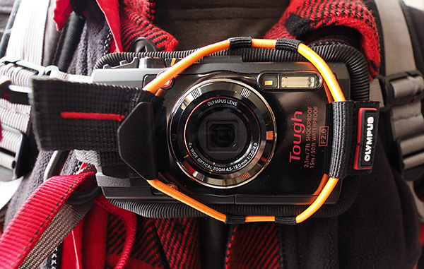 Olympus TG-4 Sport Holder shot