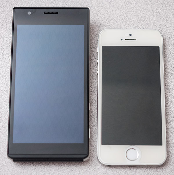 Panasonic CM1 Review -- Product Photo