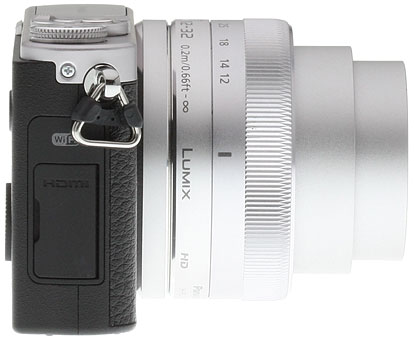 Panasonic GM1 Review --  Right side with lens extended