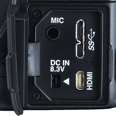 Pentax 645Z Review -- Connectivity compartment