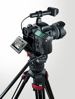 Pentax 645Z Review -- Pentax 645Z movie rig