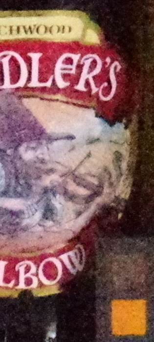 Pentax K-3 II - 100% crop of a single-frame shot