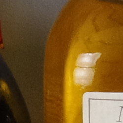 100% crop from Pentax K-70 test image taken at ISO 1600