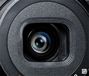 Ricoh GR review -- Lens