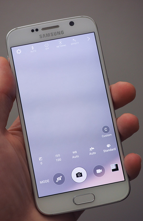Samsung Galaxy S6 Review -- Product Photo