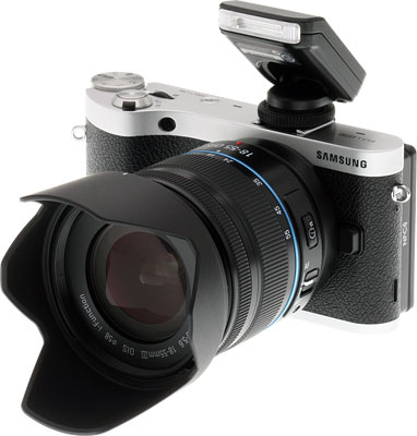Samsung NX300 Review -- Bundled flash