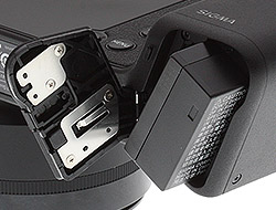 Sigma dp2 Quattro Review -- Product Image
