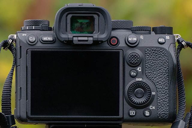 Sony A1 Review: Field Test -- Product Image