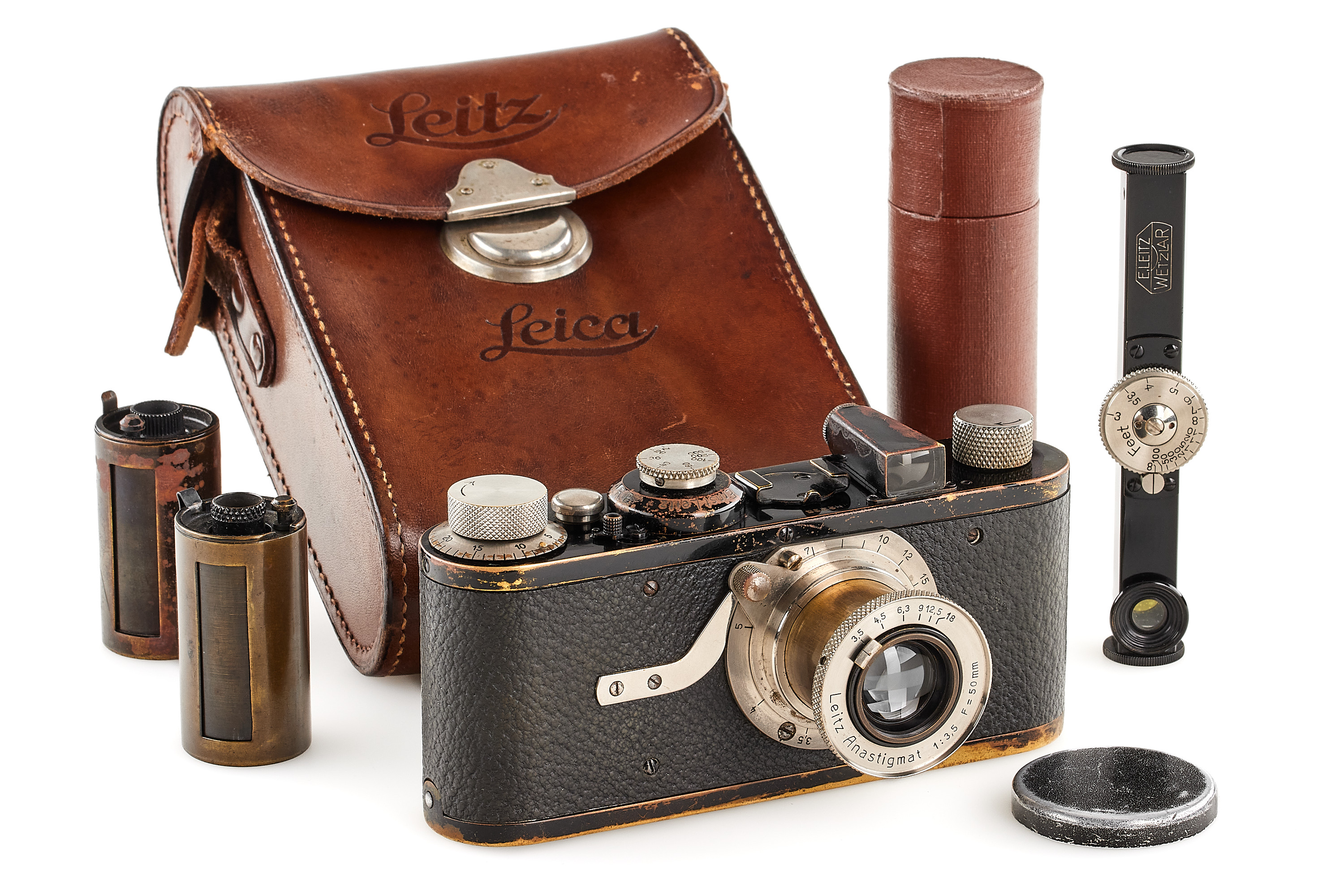 Leica I no 225 on white background.