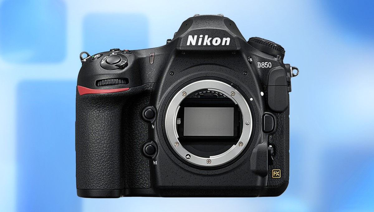 Nikon D850 B&H July 4th deals. 