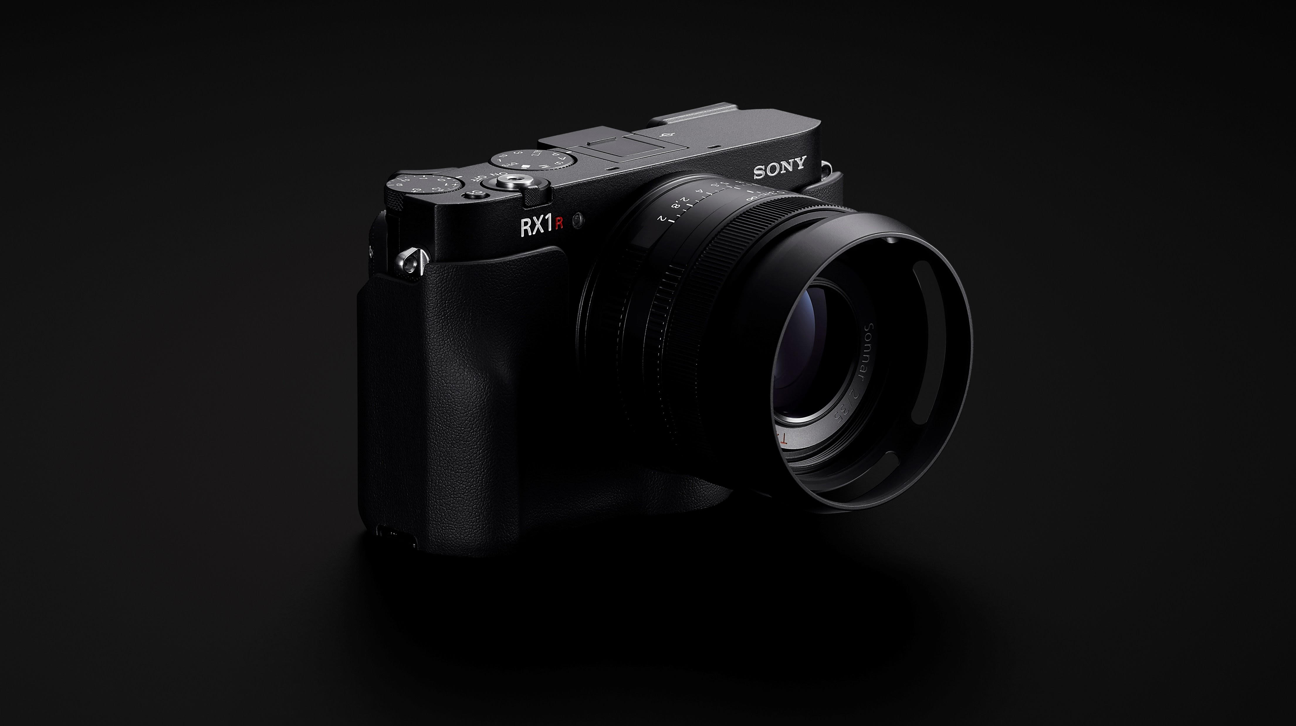 Sony RX1R III launch image.