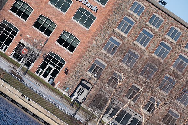 Nikon Z 70-200mm f/2.8 S VR Nikkor Review: Field Test -- Gallery Image