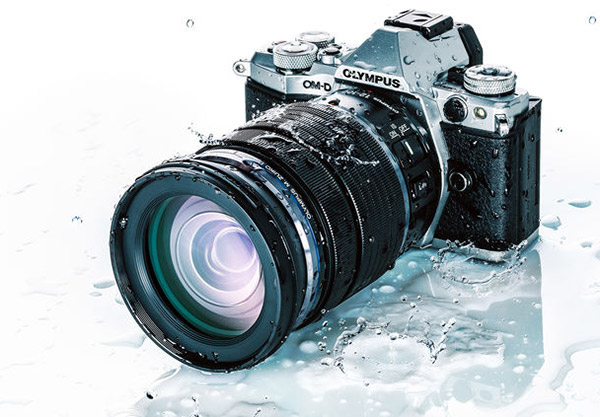 Olympus 12-100mm f/4 IS Pro Review: Field Test -- Product Image